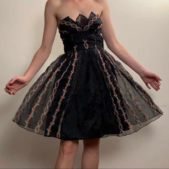 Anna Sui Embroidered Organza Dress - Picture 3 of 5